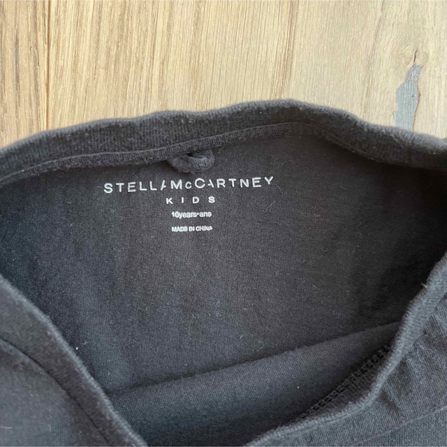 Stella McCartney(ステラマッカートニー)のステラマッカートニーキッズ ロンT  10y キッズ/ベビー/マタニティのキッズ服女の子用(90cm~)(Tシャツ/カットソー)の商品写真