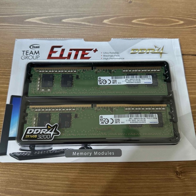SAMSUNG(サムスン)のサムスン PC メモリ 16GB(8GB×2) DDR4-3200 スマホ/家電/カメラのPC/タブレット(PCパーツ)の商品写真
