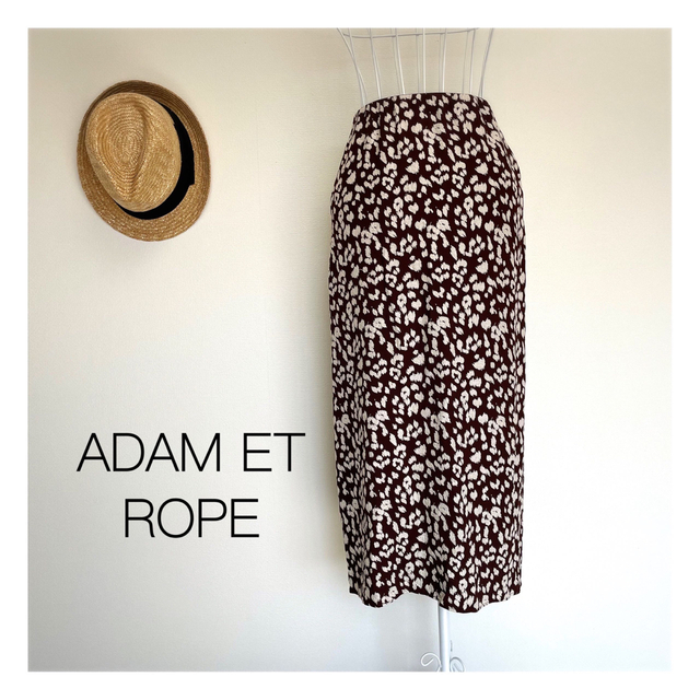 Adam et Rope'(アダムエロぺ)の【ADAM ET ROPE】アダムエロペ　レオパードタイトスカート　 レディースのスカート(ひざ丈スカート)の商品写真