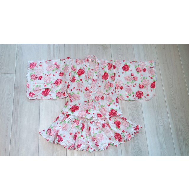 美品⭐︎120センチ浴衣 キッズ/ベビー/マタニティのキッズ服女の子用(90cm~)(甚平/浴衣)の商品写真