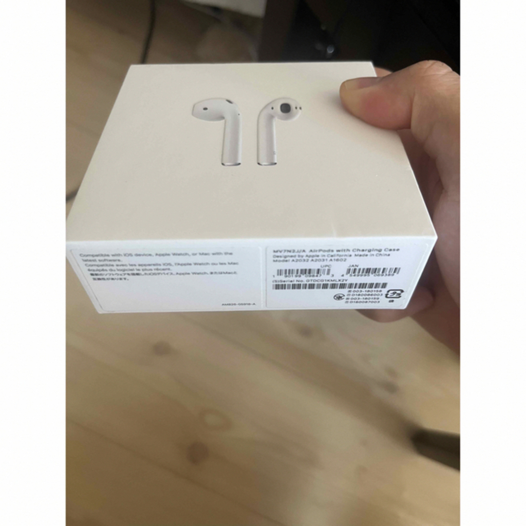 Apple(アップル)のAPPLE AirPods 第2世代 スマホ/家電/カメラのオーディオ機器(ヘッドフォン/イヤフォン)の商品写真