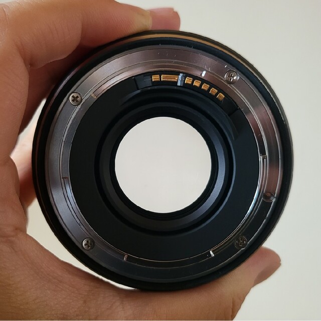 TAMRON(タムロン)のTAMRON SP 35mm f1.8 Di VC 美品 キヤノン用 スマホ/家電/カメラのカメラ(レンズ(単焦点))の商品写真