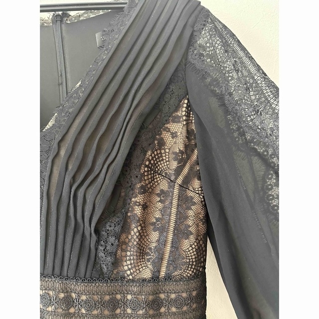 TADASHI SHOJI(タダシショウジ)のタダシショージ新品バルーン袖レースフレアーワンピース　ブラック　S レディースのフォーマル/ドレス(ミディアムドレス)の商品写真