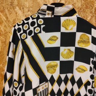 ハイブランド風スカーフ柄レトロプリントジャケット ノーカラー