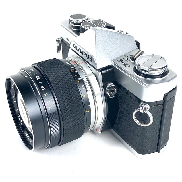 オリンパス OM-2 シルバー + G.ZUIKO AUTO-S 55mm F1.2 [ジャンク品] 中古 スマホ/家電/カメラのカメラ(フィルムカメラ)の商品写真