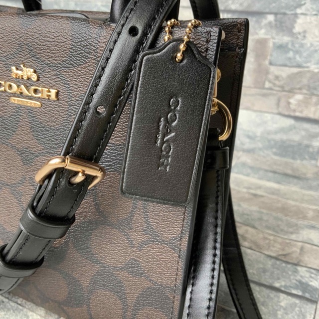 美品☆coach コーチ レディース ミニショルダー バッグ シグネチャー