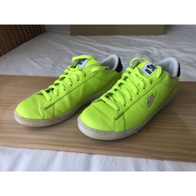 NIKE(ナイキ)のNIKE テニスクラシック　シュプリーム  メンズの靴/シューズ(スニーカー)の商品写真