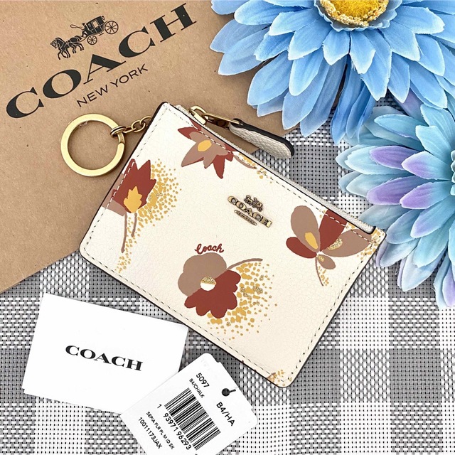 COACH - 【新品】COACH コーチ 花柄 ホワイト レザー コインケースの 