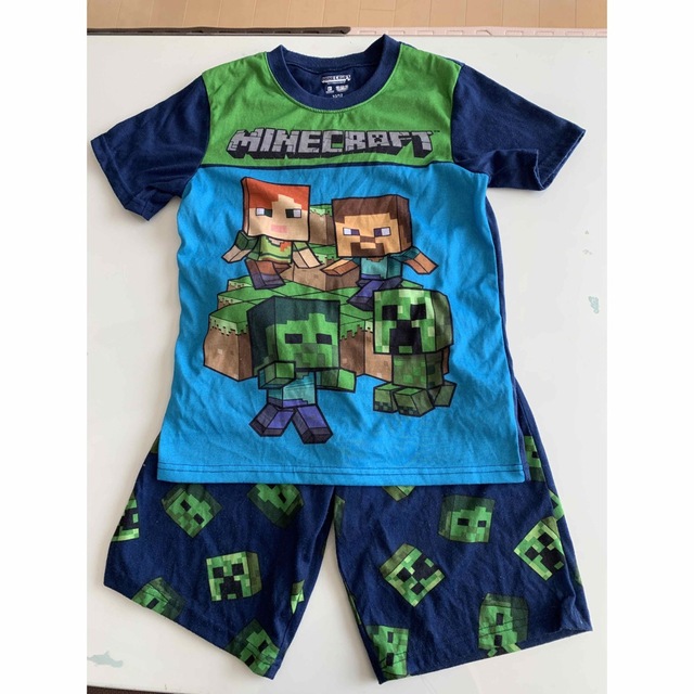 任天堂(ニンテンドウ)のMinecraftのパジャマ　160cm キッズ/ベビー/マタニティのキッズ服男の子用(90cm~)(パジャマ)の商品写真