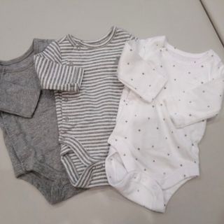 ベビーギャップ(babyGAP)のbaby gap くまさん　ボディースーツ　新生児　50(ロンパース)