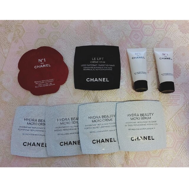 CHANEL LE LIFT セット　ポーチ付き