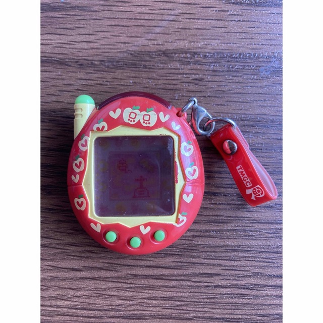 BANDAI - たまごっちプラス 赤たま りんごレッドの通販 by BANDAI - たまごっちプラス 赤たま りんごレッドの通販 by