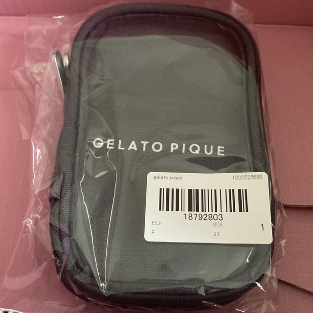 gelato pique(ジェラートピケ)のジェラートピケ キャリーポーチ ブラック ジェラピケ アクスタ ブラック 黒 その他のその他(その他)の商品写真