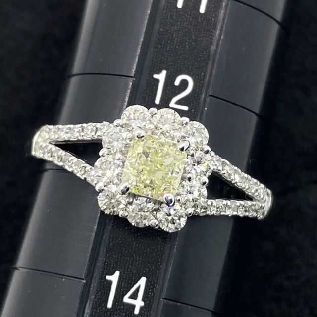 Cancer33様専用　pt900 イエローダイヤモンド　リング レディースのアクセサリー(リング(指輪))の商品写真