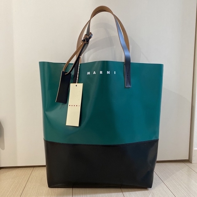 MARNI マルニ トライベッカ PVCトートバッグ　新品・未使用