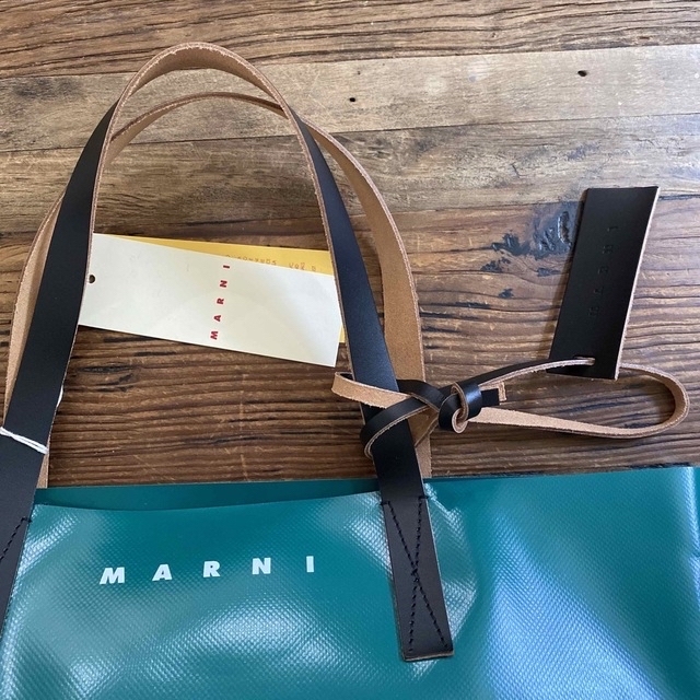 Marni(マルニ)のMARNI マルニ トライベッカ PVCトートバッグ　新品・未使用 メンズのバッグ(トートバッグ)の商品写真