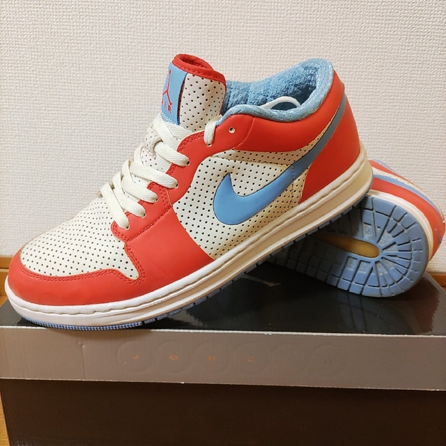 Jordan Brand（NIKE） - NIKEジョーダンALPHA 1LOW水色28cm白RED赤 ...