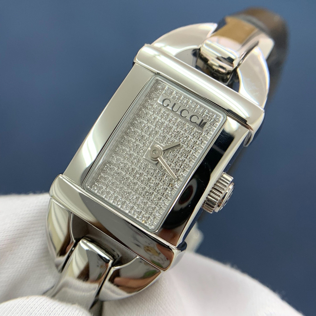 グッチ　バンブー　ダイヤ付き　バングル腕時計