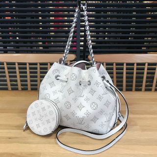 ルイヴィトン(LOUIS VUITTON)の新品同様 ルイヴィトン マヒナ ベラ 2WAY巾着ショルダーバッグ ブリューム(ショルダーバッグ)