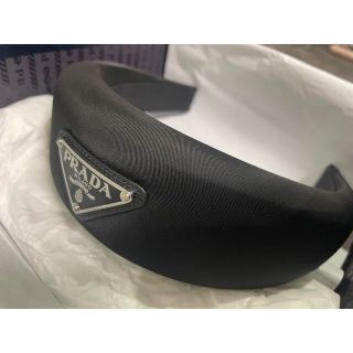 は自分にプチご褒美を PRADA ナイロンカチューシャ ハンチング/ベレー