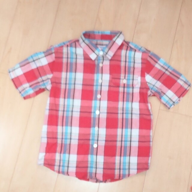 西松屋(ニシマツヤ)のcherokee チェロキー シャツ 130 キッズ/ベビー/マタニティのキッズ服男の子用(90cm~)(Tシャツ/カットソー)の商品写真