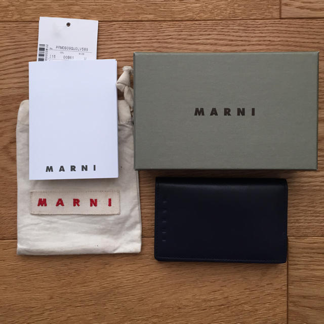 Marni(マルニ)のMARNI 名刺入れ / カードケース レディースのファッション小物(名刺入れ/定期入れ)の商品写真