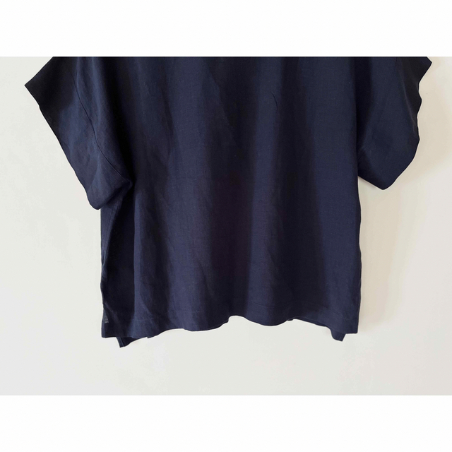 MARGARET HOWELL(マーガレットハウエル)の新品タグ付 2020 マーガレットハウエル リネン100% 襟付きシャツ2.8万 レディースのトップス(シャツ/ブラウス(半袖/袖なし))の商品写真