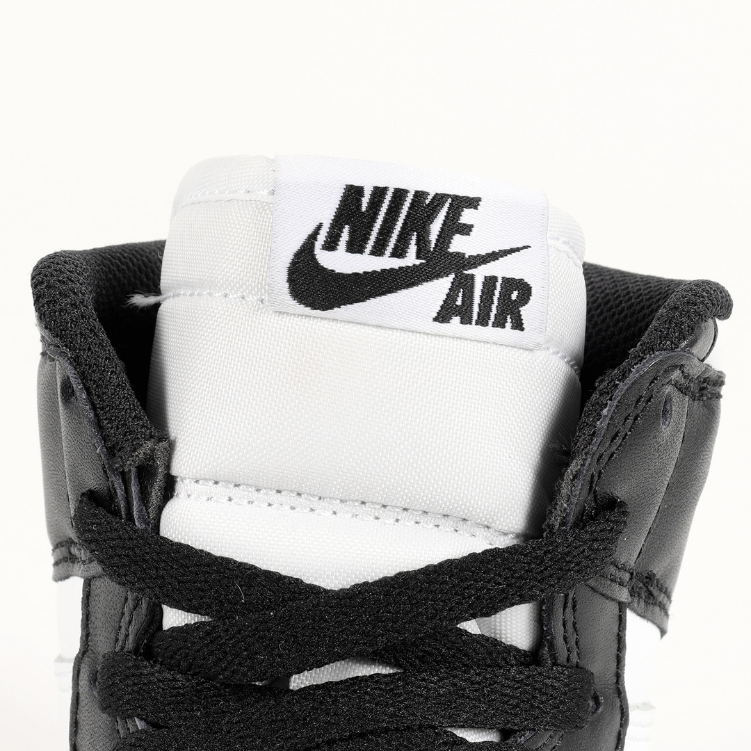 2014 NIKE AIR JORDAN 1 RETRO HIGH OG 黒×白