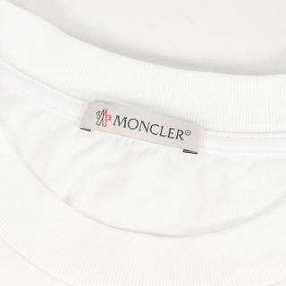 MONCLER - MONCLER モンクレール Tシャツ サイズ:M レタリング ロゴ ... MONCLER モンクレール Tシャツ サイズ:M 23SS エンボス ロゴ ナイロン ワッペン クルーネック SS TSHIRT I10918C00027 8390T ネイビー 紺 トップス カットソー 半袖 【メンズ】