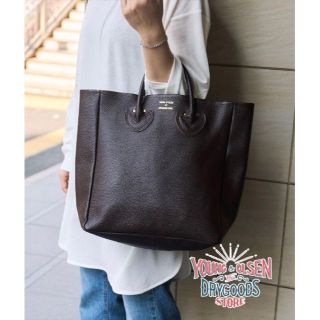 ヤングアンドオルセン(YOUNG&OLSEN)のYOUNG & OLSEN/ヤングアンドオルセン EMBOSSED TOTE M(トートバッグ)