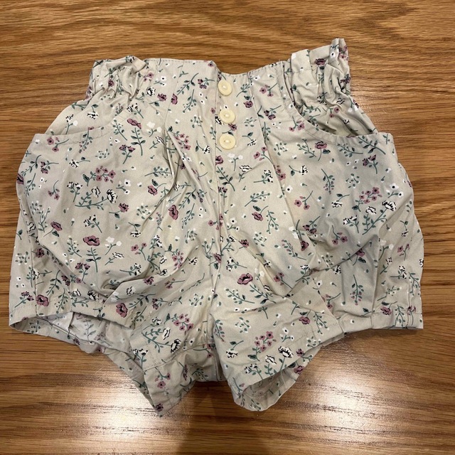 apres les cours(アプレレクール)のapres les cours  ショートパンツ キッズ/ベビー/マタニティのキッズ服女の子用(90cm~)(パンツ/スパッツ)の商品写真