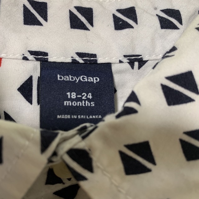 babyGAP(ベビーギャップ)のベビーギャップ　男の子半袖シャツ　 キッズ/ベビー/マタニティのキッズ服男の子用(90cm~)(Tシャツ/カットソー)の商品写真