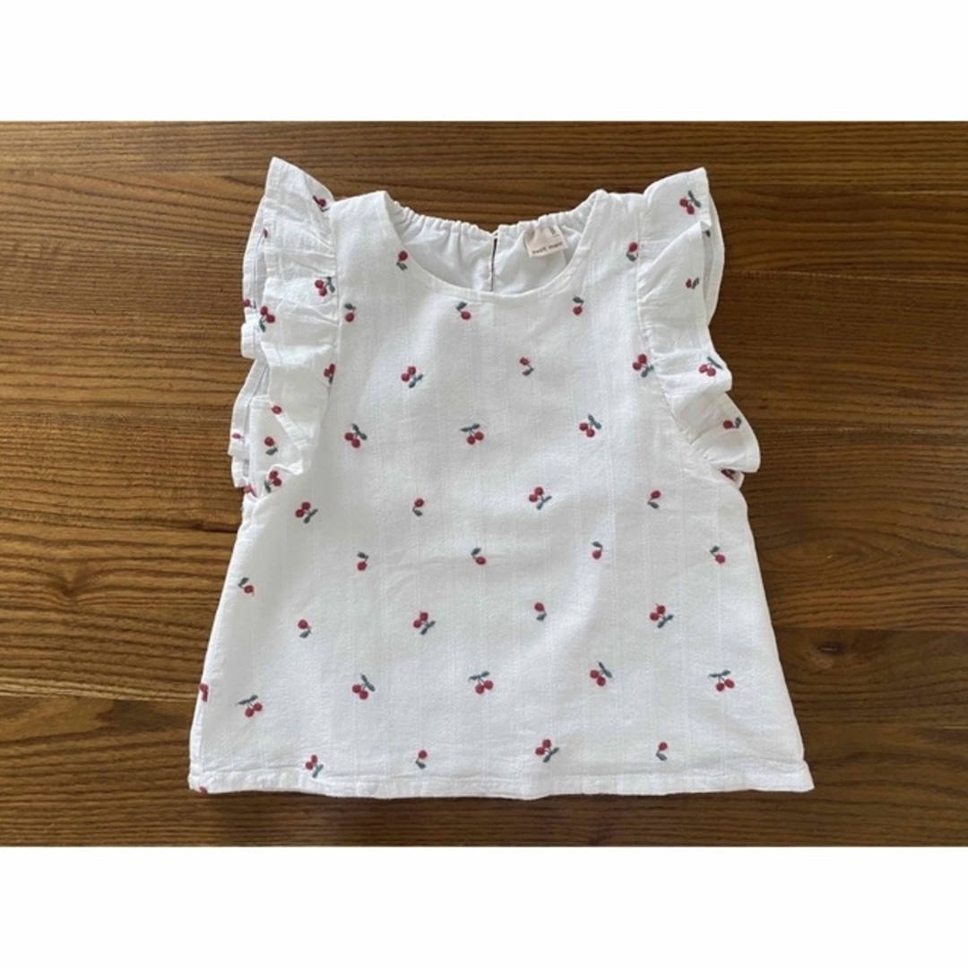 petit main  プティマイン チェリー柄ブラウス  キッズ/ベビー/マタニティのキッズ服女の子用(90cm~)(Tシャツ/カットソー)の商品写真