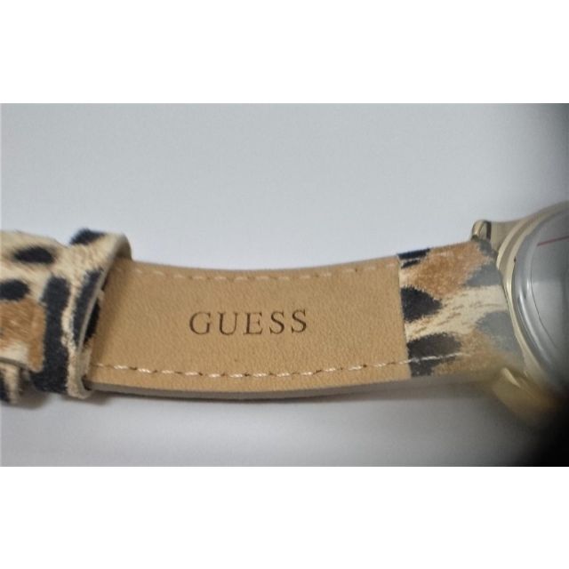 Guess unisex レオパードストラップ ウォッチ W0579L5 メンズの時計(腕時計(アナログ))の商品写真