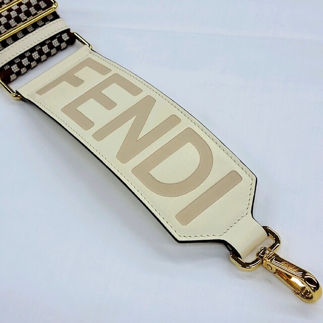 フェンディ FENDI ストラップユー ロゴ マルチカラー ホワイト×ブラウン 3