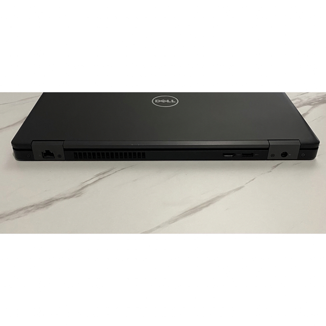 Dell 5580 i5 8GB 500GB HHD 第7世代