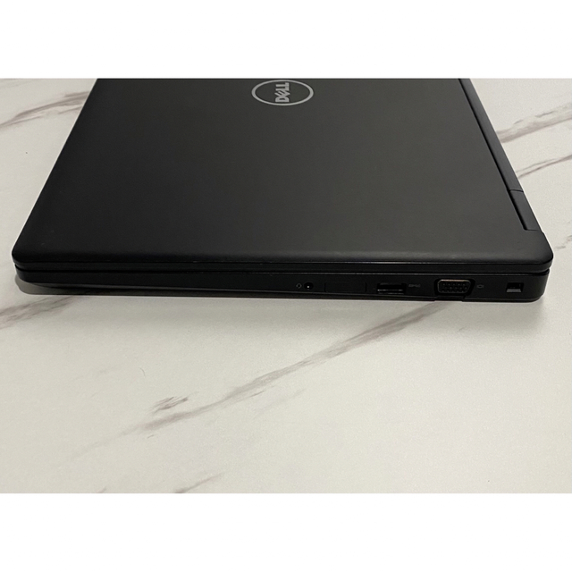 Dell 5580 i5 8GB 500GB HHD 第7世代