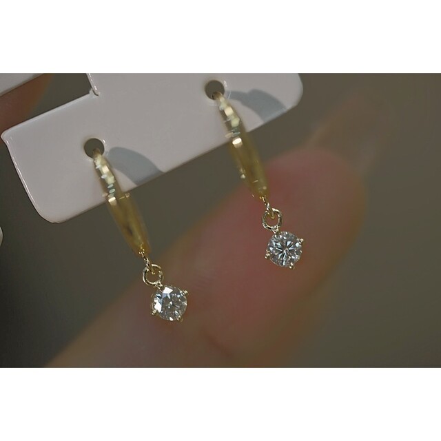 天然ダイヤモンドピアス0.4ct　k18