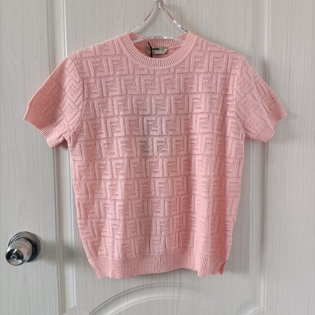 FENDI - Mサイズ💖限定価格♡FENDI Tシャツ ニット ピンクの通販 by
