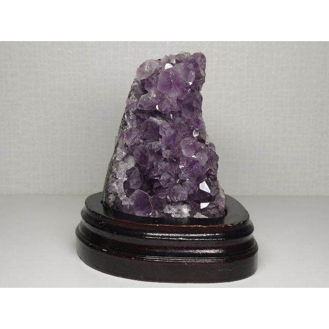 アメジスト 829g 水晶 クォーツ 原石 鑑賞石 自然石 誕生石 宝石 鉱物
