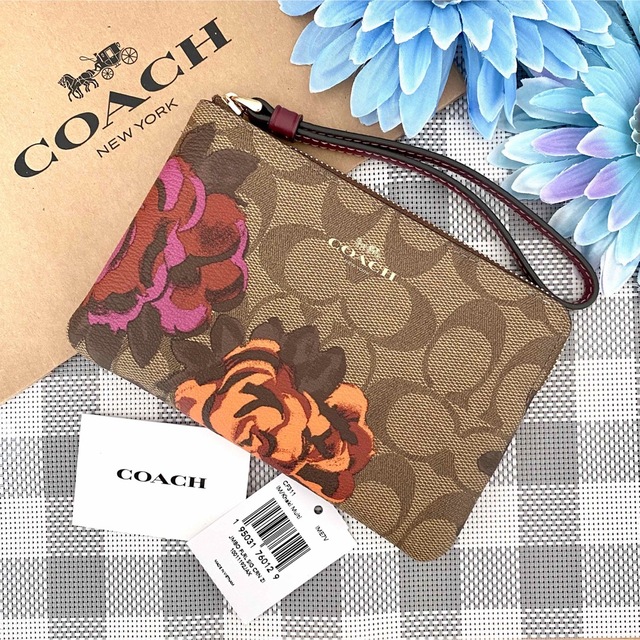 【新品】COACH(コーチ)カーキ 花柄 シグネチャー レザー ポーチ