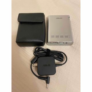 ASUS - 小型プロジェクター ASUS ZenBeam E1(HDMI接続)の