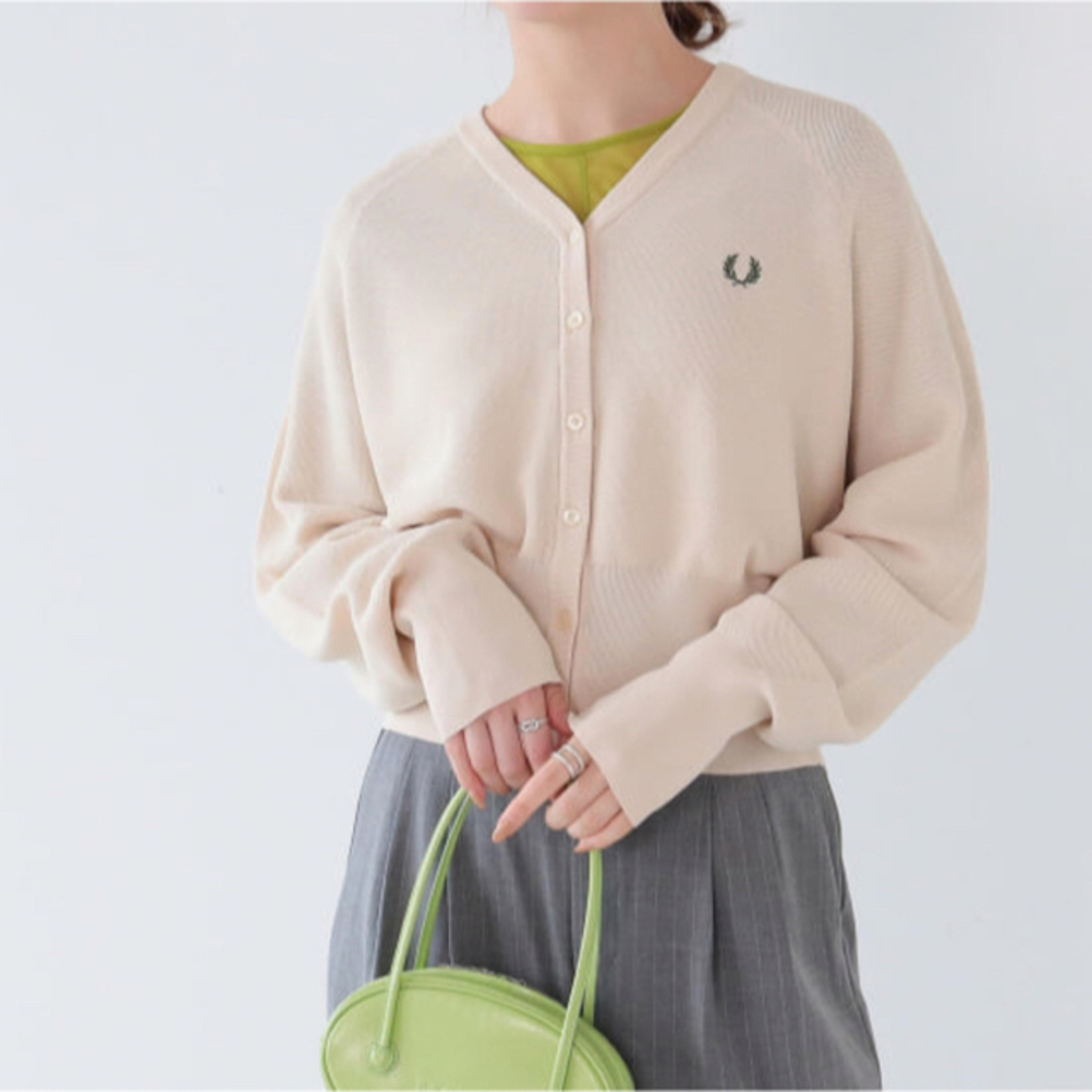 新品FRED PERRY × Ray BEAMS別注 Vネック カーディガン