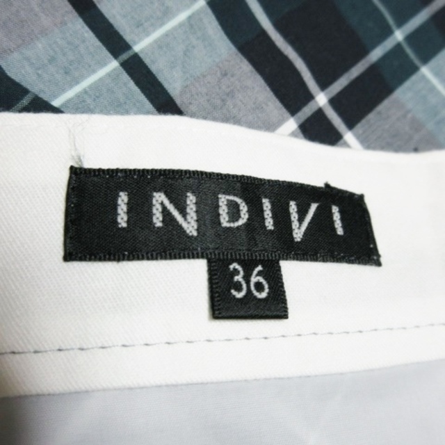 INDIVI(インディヴィ)のインディヴィ スカート フレア ミモレ ロング コットン チェック 36 緑 レディースのスカート(ロングスカート)の商品写真