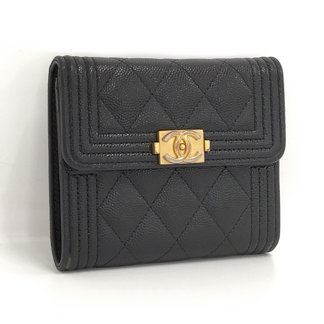 CHANEL - CHANEL 三つ折り財布 ボーイシャネル キャビアスキン レザー