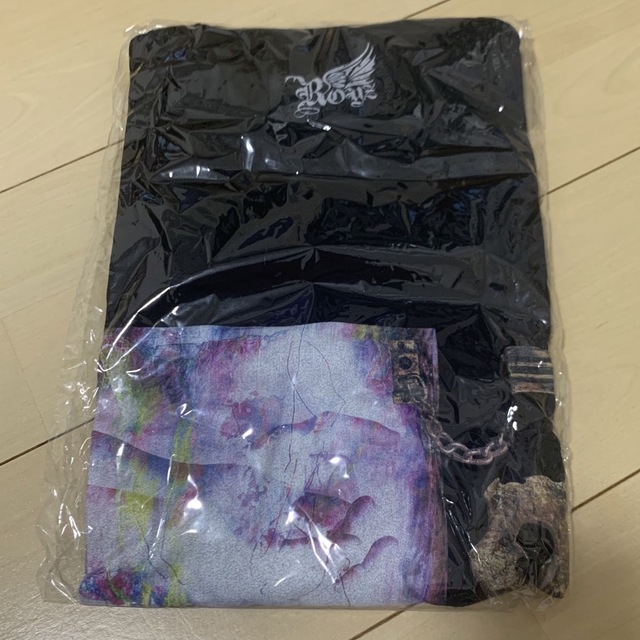 【未開封】Royz ツアーTシャツ チケットの音楽(V-ROCK/ヴィジュアル系)の商品写真