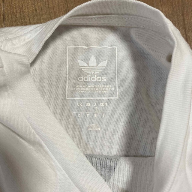 adidas(アディダス)のアディダス  Tシャツ キッズ/ベビー/マタニティのキッズ服男の子用(90cm~)(Tシャツ/カットソー)の商品写真