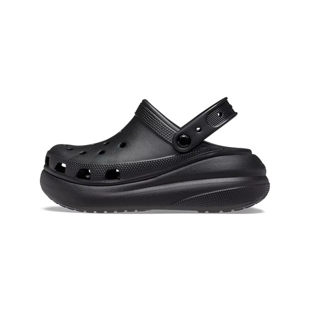 crocs(クロックス)のクロックス　クラシック　クラッシュ　厚底　黒　m5w7 23 大き目 レディースの靴/シューズ(サンダル)の商品写真