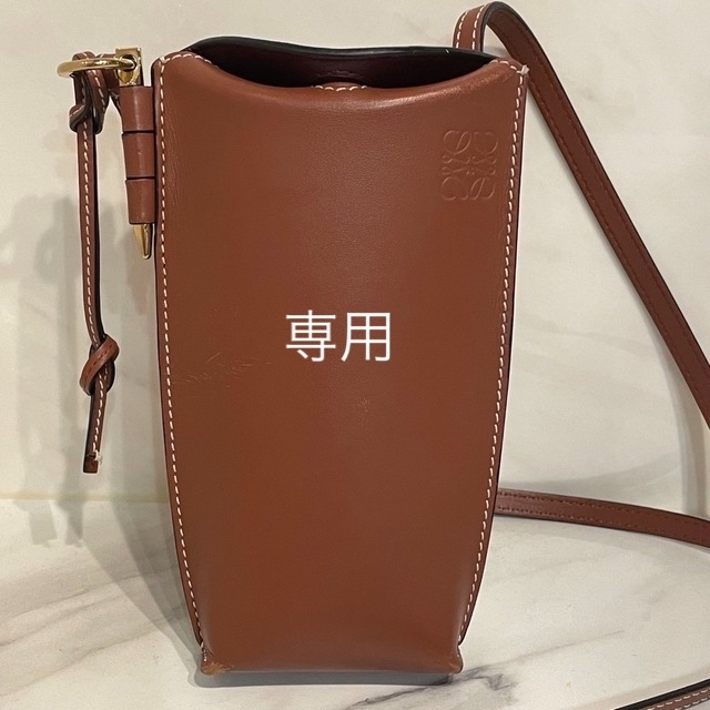 LOEWE(ロエベ)の専用　ロエベ LOEWE ゲートポケット レディースのバッグ(ショルダーバッグ)の商品写真