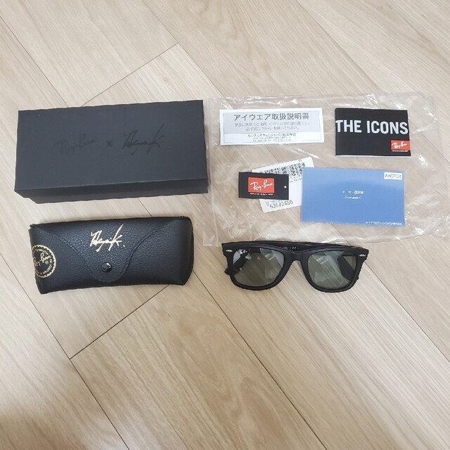 Ray-Ban(レイバン)の【美品】レイバン　キムタク　RB2140F 901SR5 52 メンズのファッション小物(サングラス/メガネ)の商品写真